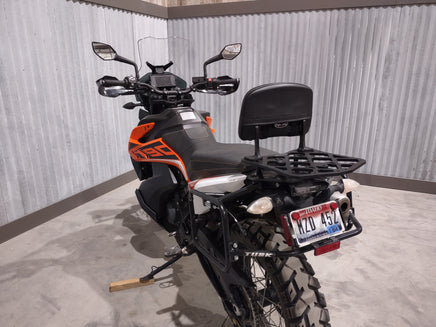 Husqvarna norden 901 backrest and luggage rack