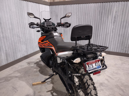 Husqvarna norden 901 backrest and luggage rack
