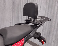 Rückenlehne und Adapterplatte zum Anbringen an SW Motorech Alu Rack