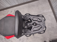 Rückenlehne und Adapterplatte zum Anbringen an SW Motorech Alu Rack